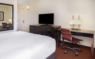 Wyndham Sacramento