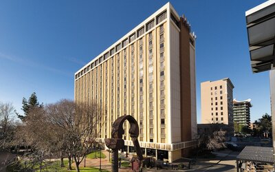 Holiday Inn Sacramento Downtown-Arena by IHG