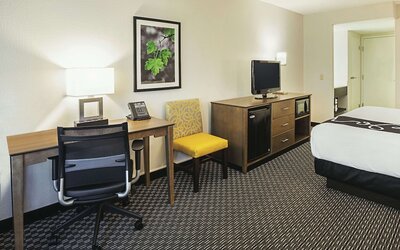 La Quinta Inn & Suites by Wyndham Rancho Cordova Sacramento