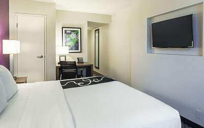 La Quinta Inn & Suites by Wyndham Rancho Cordova Sacramento