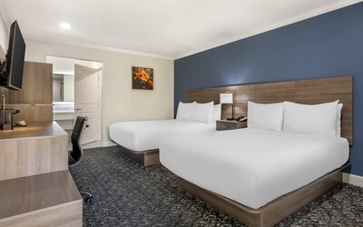 University Park Inn & Suites, an Ascend Collection Hotel