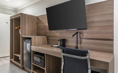 University Park Inn & Suites, an Ascend Collection Hotel