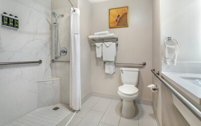 University Park Inn & Suites, an Ascend Collection Hotel