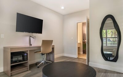 University Park Inn & Suites, an Ascend Collection Hotel