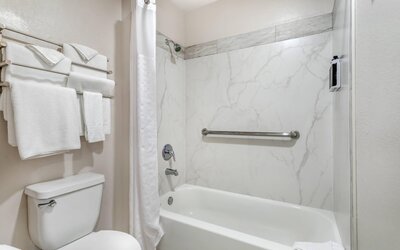 University Park Inn & Suites, an Ascend Collection Hotel