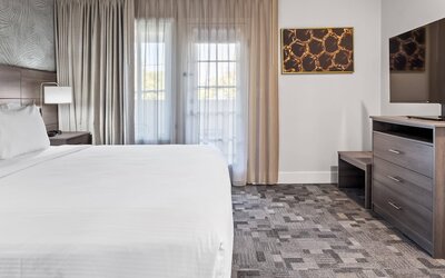 University Park Inn & Suites, an Ascend Collection Hotel