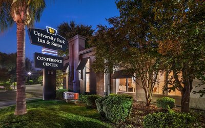 University Park Inn & Suites, an Ascend Collection Hotel