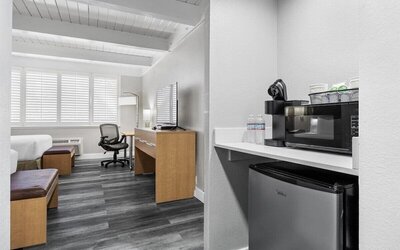 Prodigy Hotel, a Days Inn by Wyndham