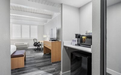 Prodigy Hotel, a Days Inn by Wyndham