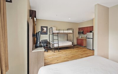 Hawthorn Suites by Wyndham Rancho Cordova/Folsom