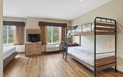 Hawthorn Suites by Wyndham Rancho Cordova/Folsom