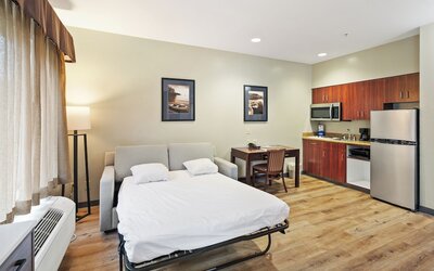 Hawthorn Suites by Wyndham Rancho Cordova/Folsom