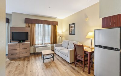 Hawthorn Suites by Wyndham Rancho Cordova/Folsom