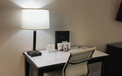 Best Western Plus Palm Court Hotel