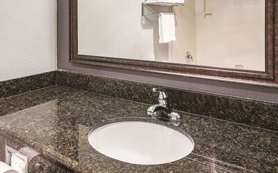 La Quinta Inn & Suites by Wyndham Davis