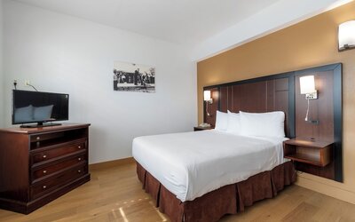 Lions Gate Hotel