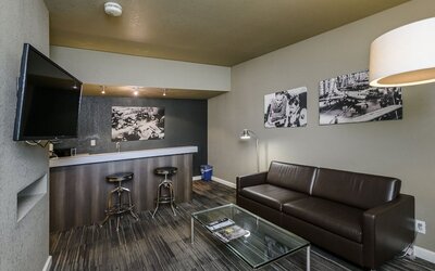 Lions Gate Hotel