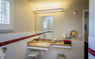 Lions Gate Hotel