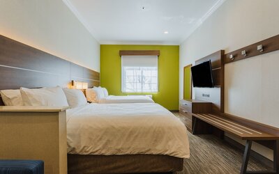 Holiday Inn Express & Suites Davis - University Area by IHG