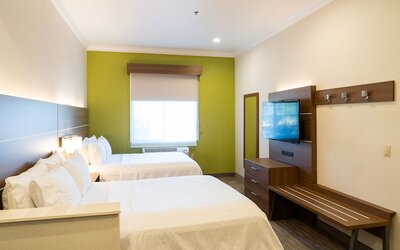 Holiday Inn Express & Suites Davis - University Area by IHG