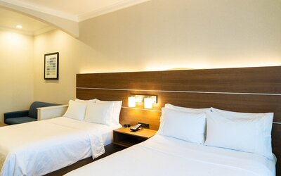 Holiday Inn Express & Suites Davis - University Area by IHG