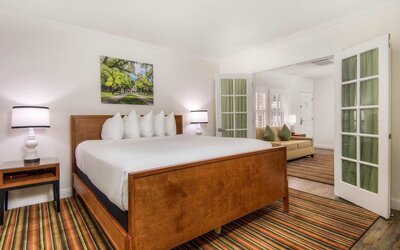Aggie Inn, an Ascend Collection Hotel