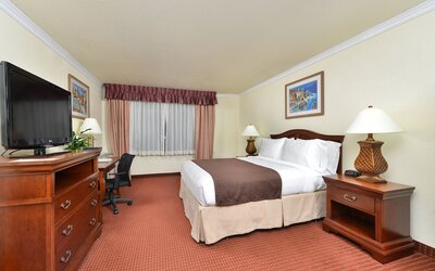 Holiday Inn Rancho Cordova by IHG