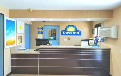 Days Inn by Wyndham Woodland