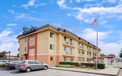 Days Inn by Wyndham Woodland