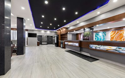 Best Western Plus Toronto North York Hotel & Suites