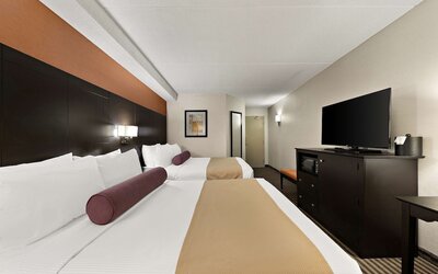 Best Western Plus Toronto North York Hotel & Suites