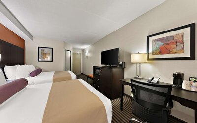 Best Western Plus Toronto North York Hotel & Suites