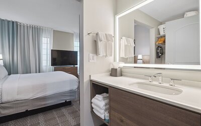 Staybridge Suites Sacramento - Woodland by IHG