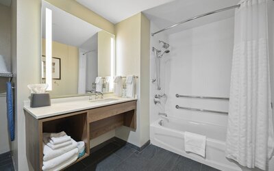 Staybridge Suites Sacramento - Woodland by IHG