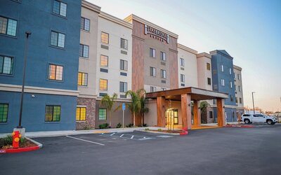Staybridge Suites Sacramento - Woodland by IHG