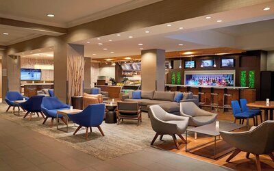 Courtyard by Marriott Downtown Toronto