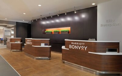 Courtyard by Marriott Downtown Toronto