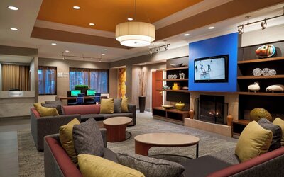 Courtyard by Marriott Downtown Toronto