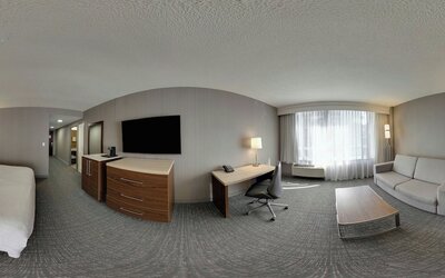 Courtyard by Marriott Downtown Toronto