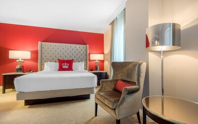 The Omni King Edward Hotel
