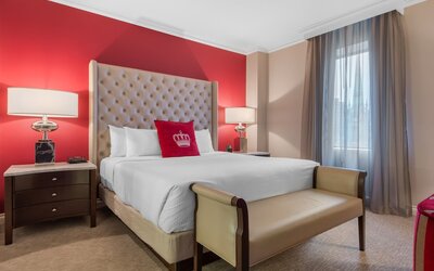 The Omni King Edward Hotel