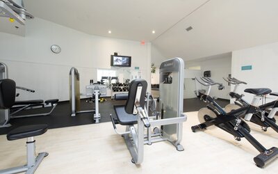 Toronto Don Valley Hotel and Suites