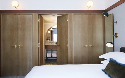 Kimpton Saint George by IHG