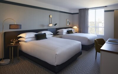 Kimpton Saint George by IHG