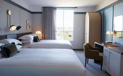 Kimpton Saint George by IHG
