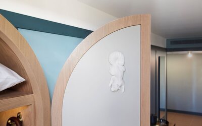 Kimpton Saint George by IHG