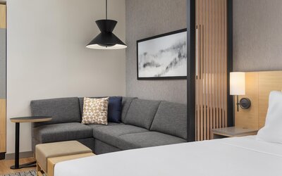 Hyatt Place Toronto Airport