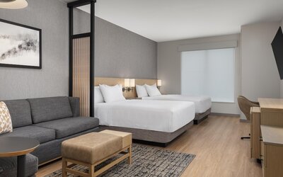 Hyatt Place Toronto Airport