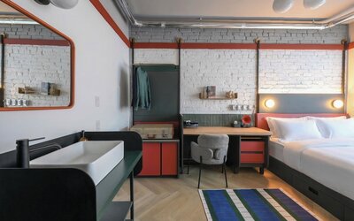 Nomas Hotel