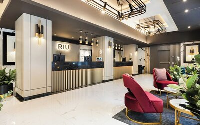 Hotel Riu Plaza Toronto